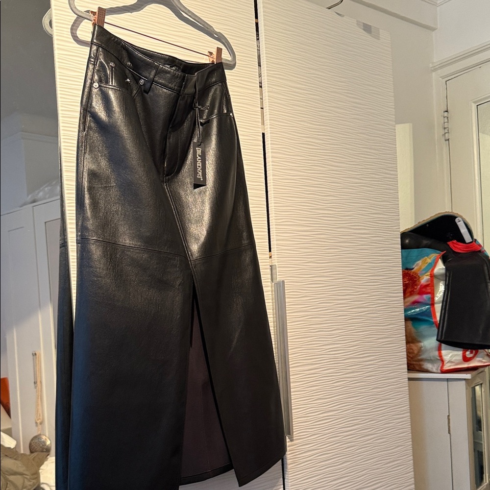 Blank NYC Black Leather Skirt Sz 27 NWT